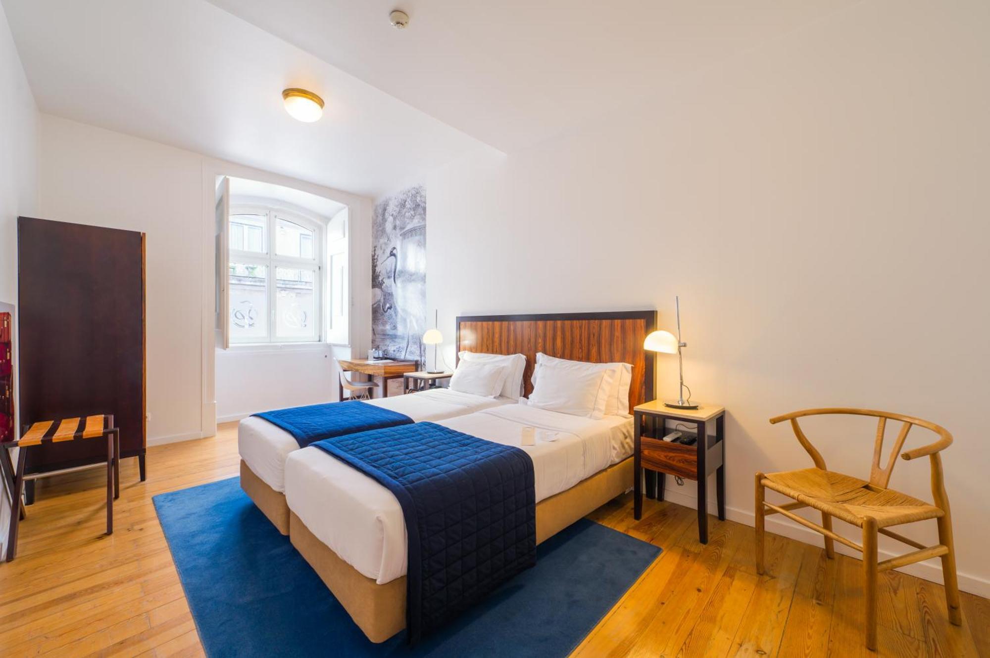 Twin Room with Street View,1547243830:JPEG